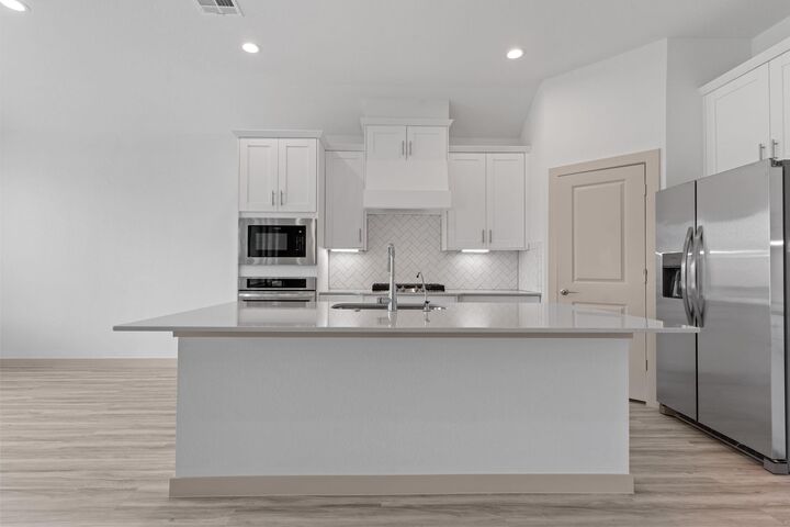 Property Photo: 3308 Comice Lane TX 77581