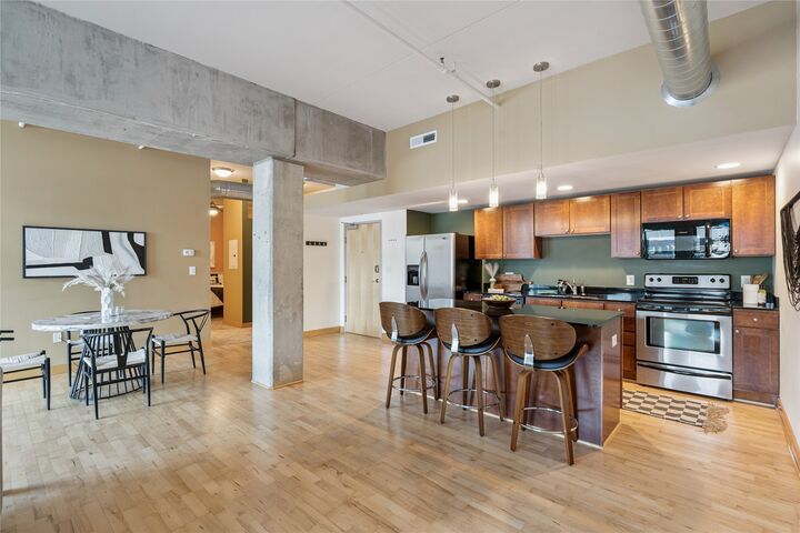 Property Photo:  119 4th Street 107  IA 50309 