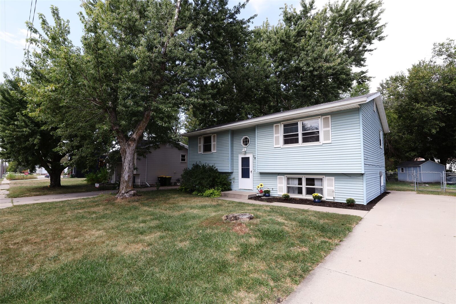 Property Photo:  125 W 8th Street  IA 50036 