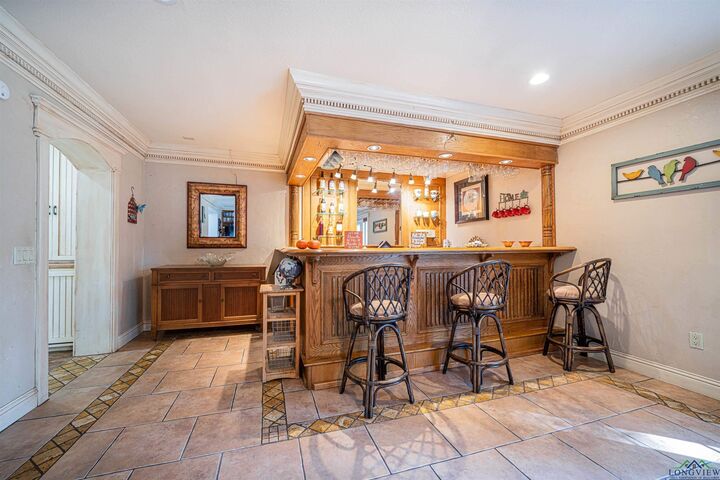 Property Photo: 921 N Montgomery St TX 75644