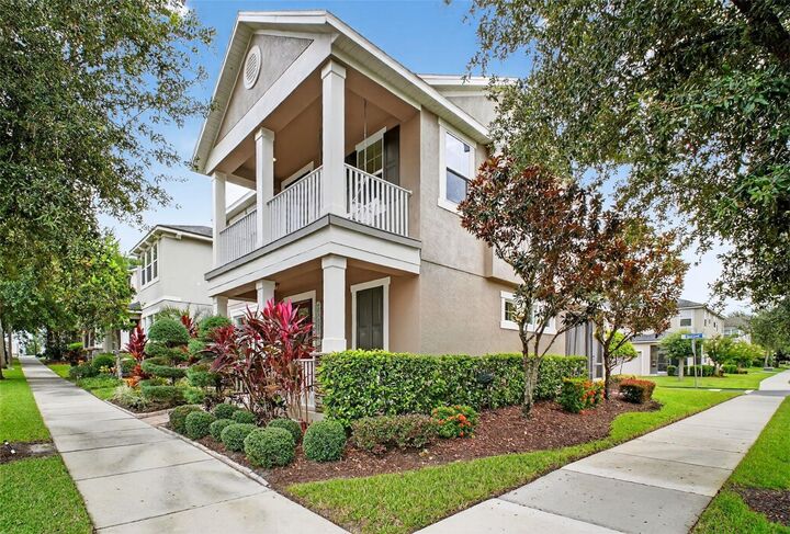 Property Photo: 1105 Eagle Run Way FL 34761