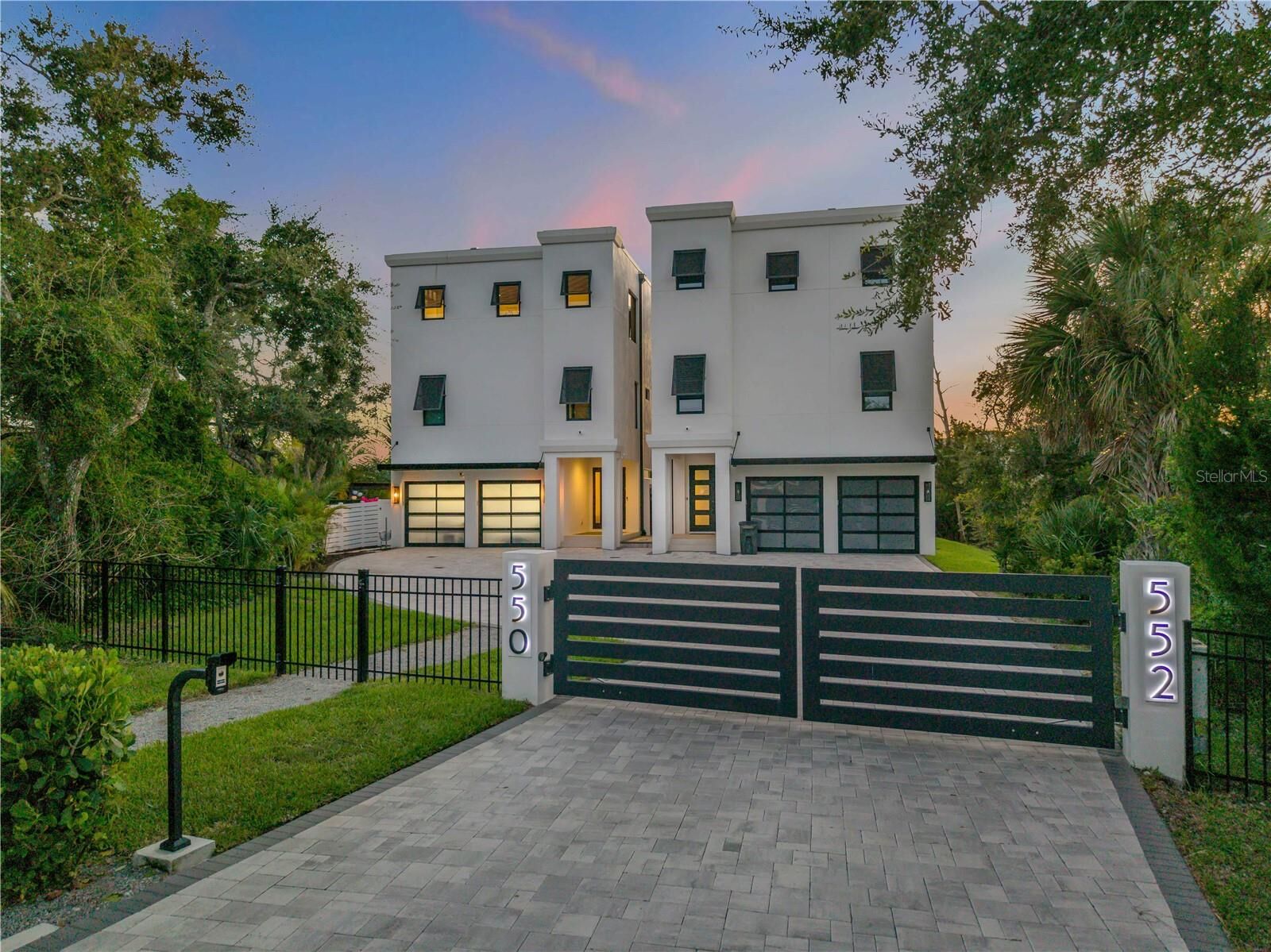 Property Photo:  550 S Peninsula Avenue  FL 32169 