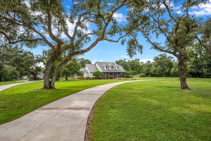 Property Photo: 10101 Bryant Road FL 33547
