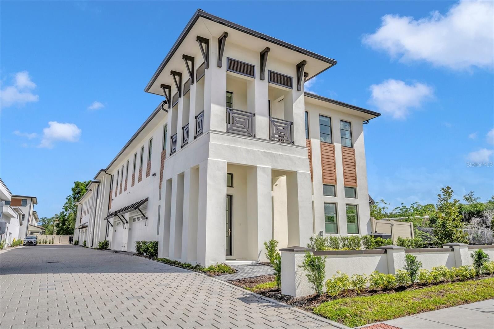 Property Photo:  501 W Canton Avenue  FL 32789 