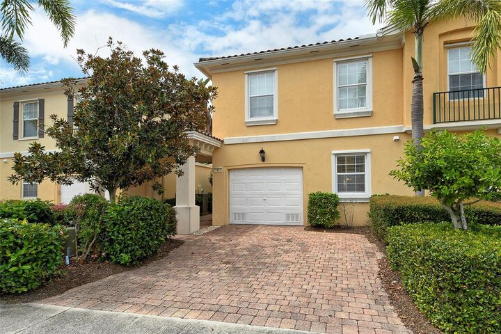 Property Photo:  1400 Burgos Drive  FL 34238 