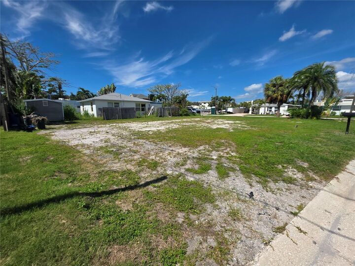 Property Photo:  14268 N Bayshore Drive  FL 33708 
