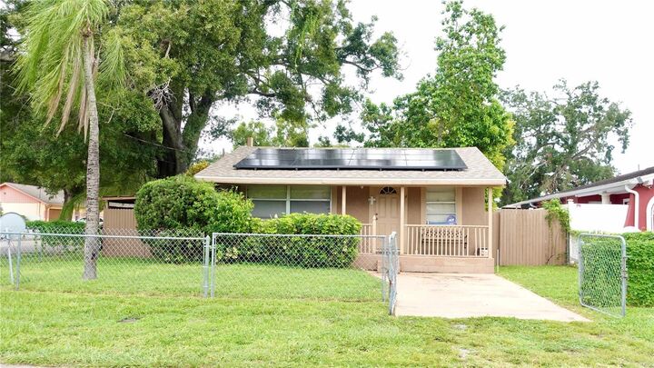 Property Photo:  2615 W Comanche Avenue  FL 33614 
