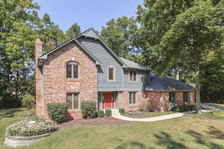 Property Photo:  376 Timber Lane Circle  IN 46142 