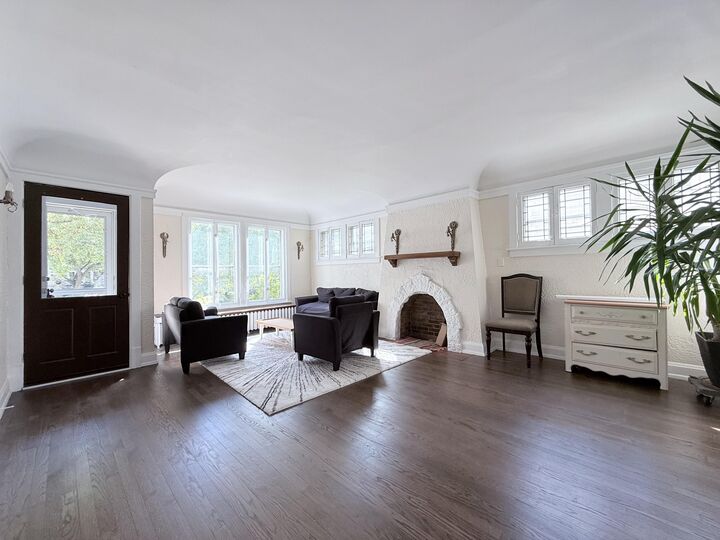 Property Photo:  6118 W Wisconsin Ave  WI 53213