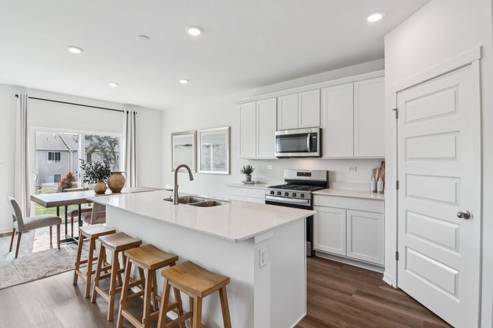 Property Photo:  1459 Vintage Drive  IL 60543 