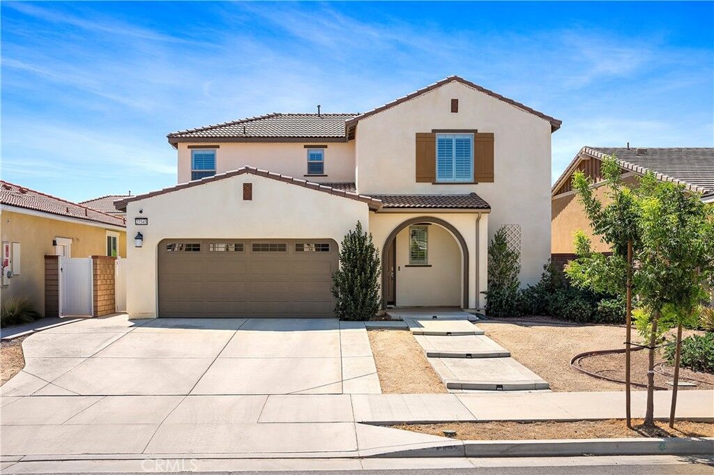 Property Photo: 27545 Cloudy Peak Way CA 92584