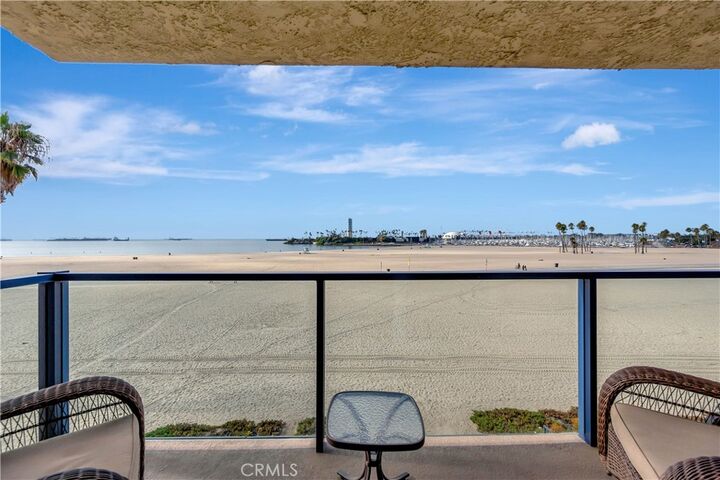 Property Photo: 1 3rd Place 302 CA 90802