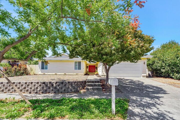 Property Photo: 1019 Westview Drive CA 94558