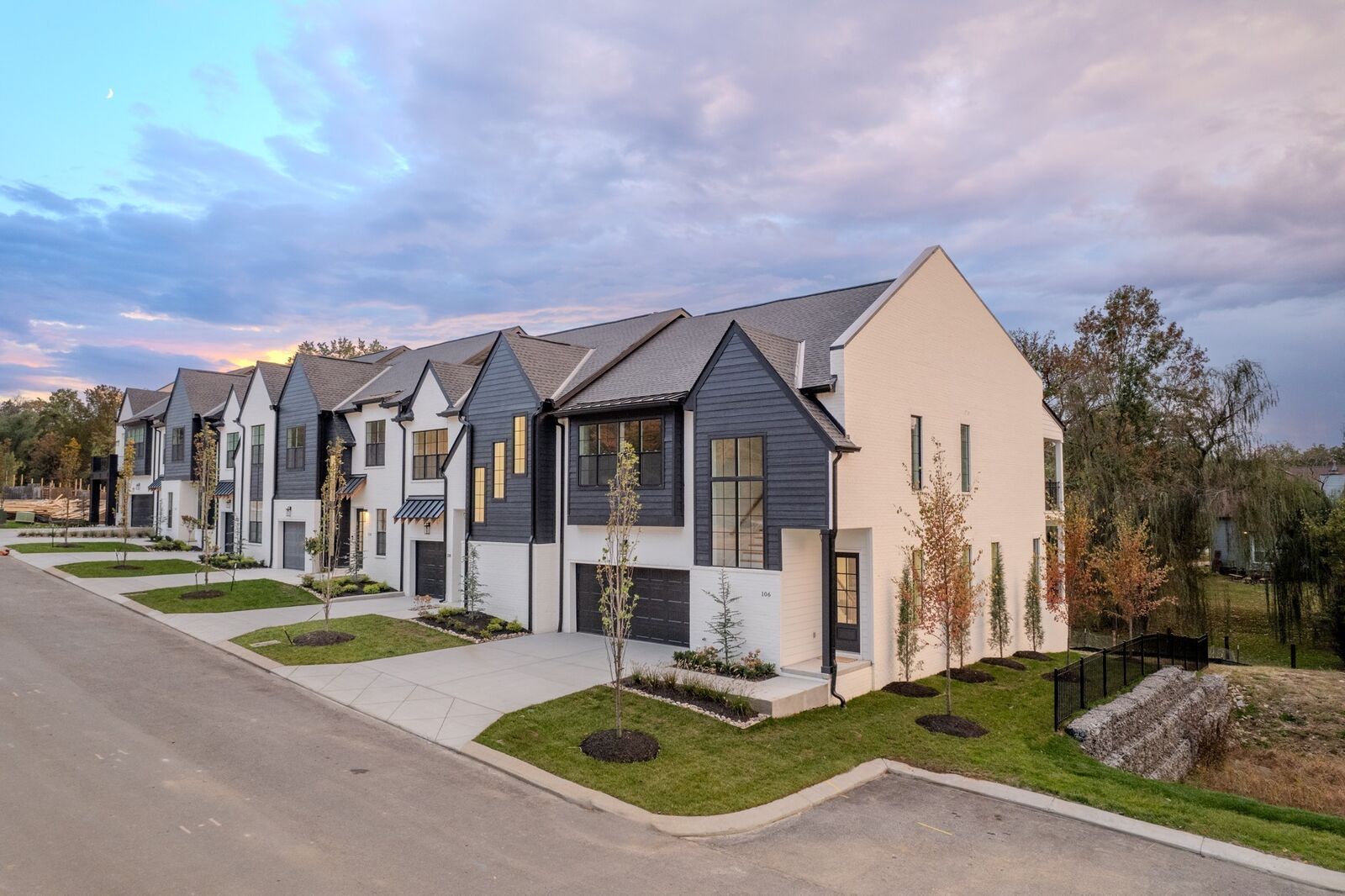 Property Photo:  117 Shadow Springs Dr 117  TN 37027 