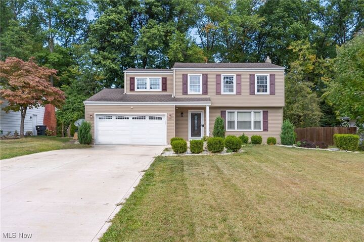 3995 Longhill Drive SE  Warren OH 44484 photo