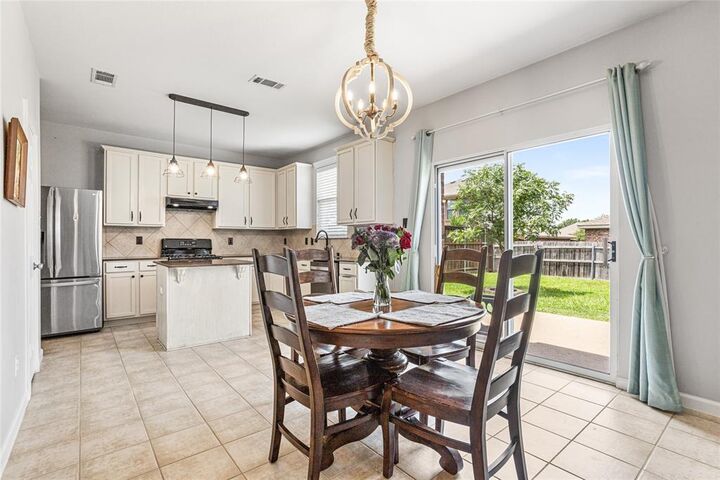 Property Photo:  485 Hunters Ridge Drive  TX 75454 