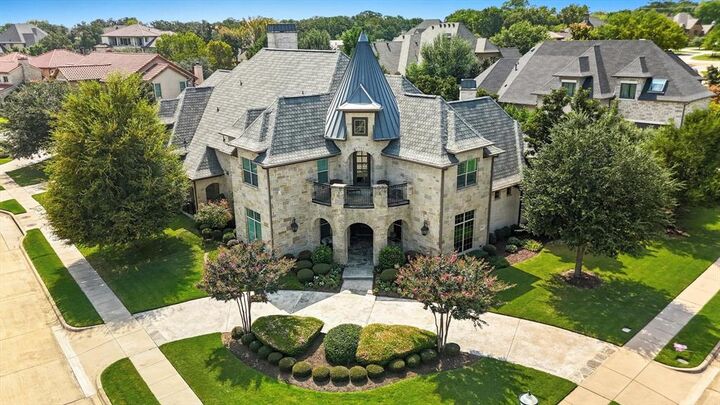 Property Photo: 2009 Montecito Trail TX 76092