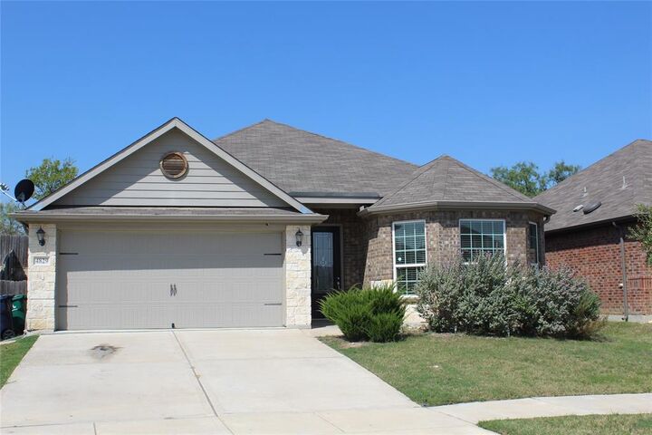 Property Photo:  4829 Beaver Creek Avenue  TX 76207 