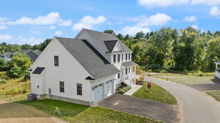 Property Photo: 66 3 Parish Rd MA 01833