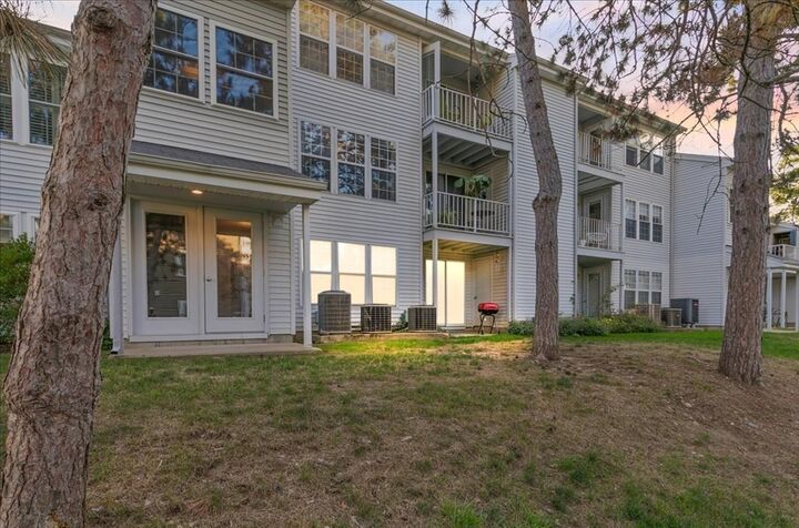 12 Walden Dr 12  Natick MA 01760 photo