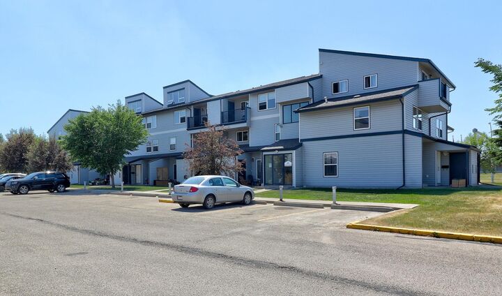 7201 Poplar Drive 2212  Grande Prairie AB T8V 6C5 photo