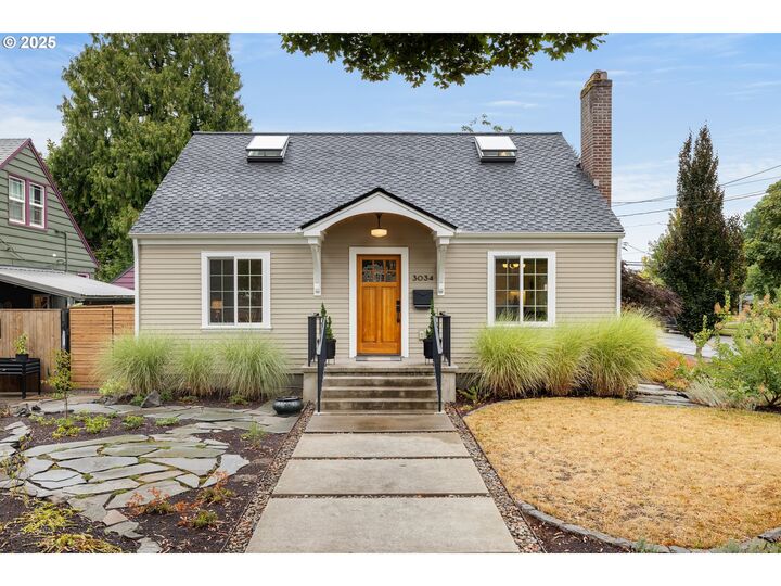 Property Photo:  3034 SE 73rd Ave  OR 97206 
