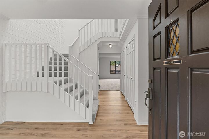 Property Photo:  10751  Glen Acres Drive S  WA 98168 