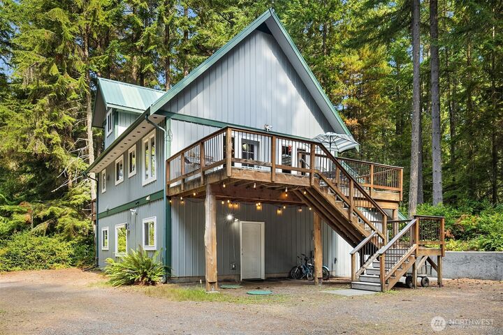 Property Photo: 3872 Log Cabin Road WA 98236