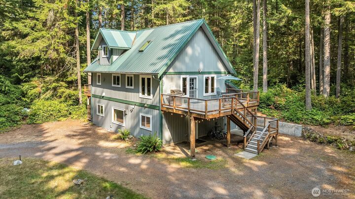 Property Photo:  3872  Log Cabin Road  WA 98236 