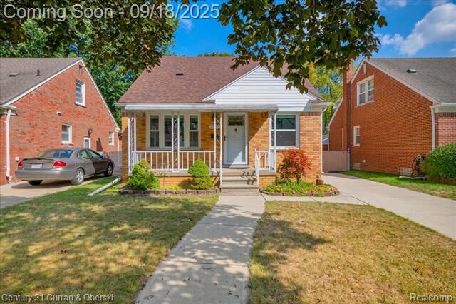 Property Photo: 3557 Grindley Park Street MI 48124
