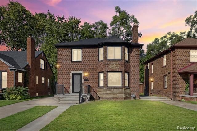 Property Photo: 18237 Lesure Street MI 48235