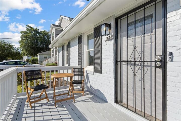 Property Photo:  2408 Peach St  VA 23704 