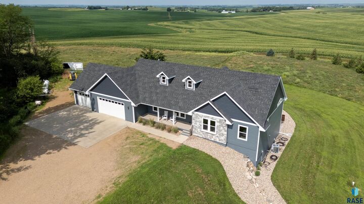 Property Photo:  25429 487 Ave  SD 57030 