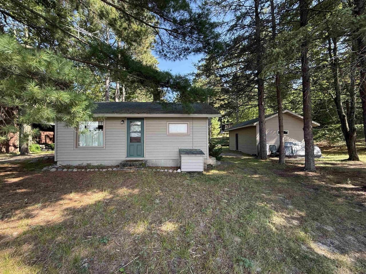 Property Photo: 3147 Lakeshore Drive WI 53952
