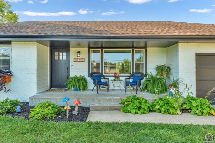 Property Photo:  8149 SW 61st St  KS 66610 