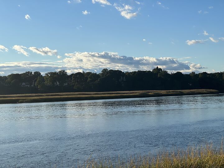 Property Photo:  1132 Winward Road 1132  CT 06461 