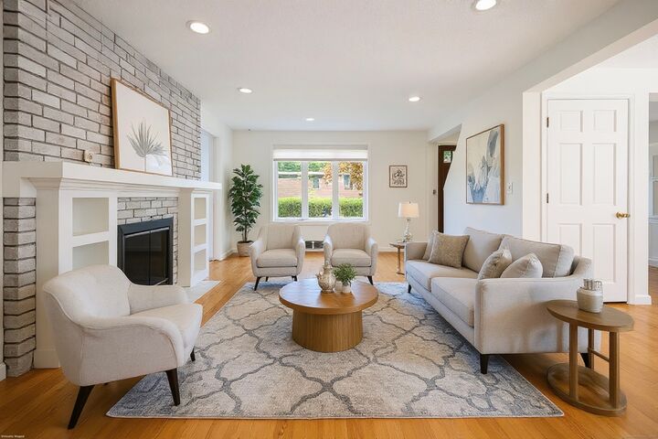 Property Photo:  14 Hewitt Street  CT 06109 
