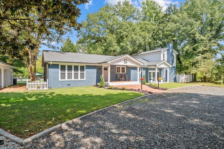 Property Photo:  213 Harts Lane  SC 29681 
