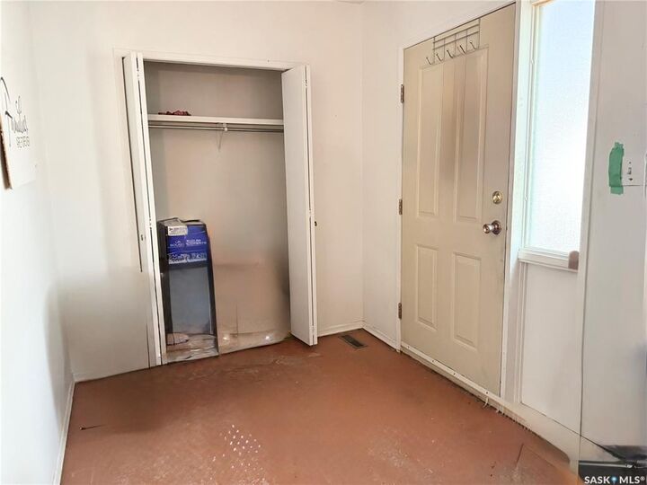 Photo de la propriété:  807 29th Street W  SK S7L 0N2 