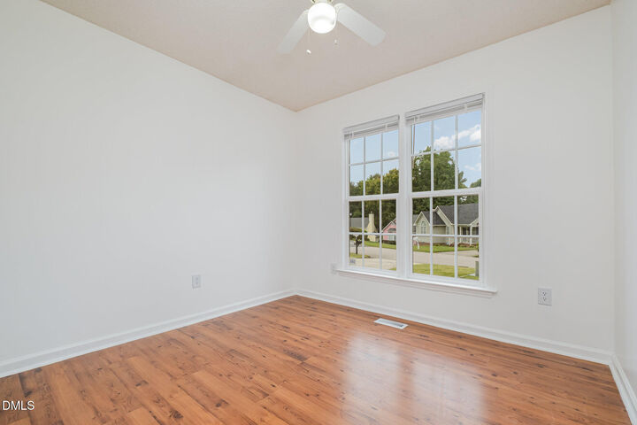 Property Photo: 2916 Bannf Court NC 27604