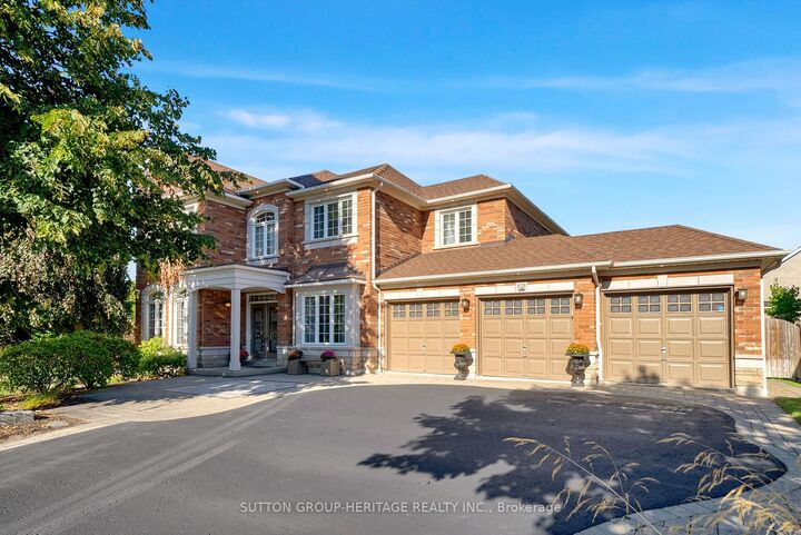 102 Kennett Drive  Whitby ON L1P 1L5 photo
