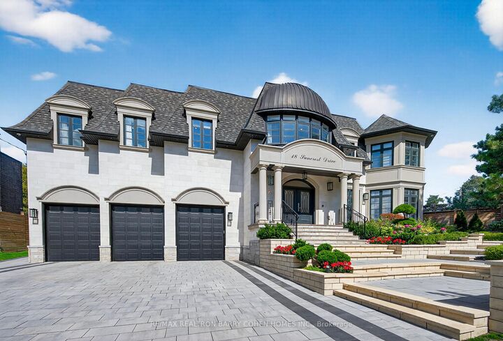Property Photo:  18 Suncrest Drive  ON M3C 2L2 
