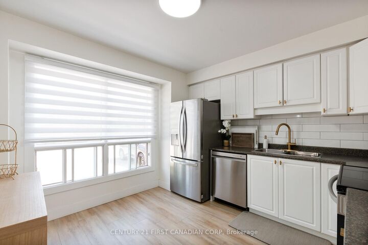 Photo de la propriété:  35 Waterman Avenue 60  ON N6C 5T8 