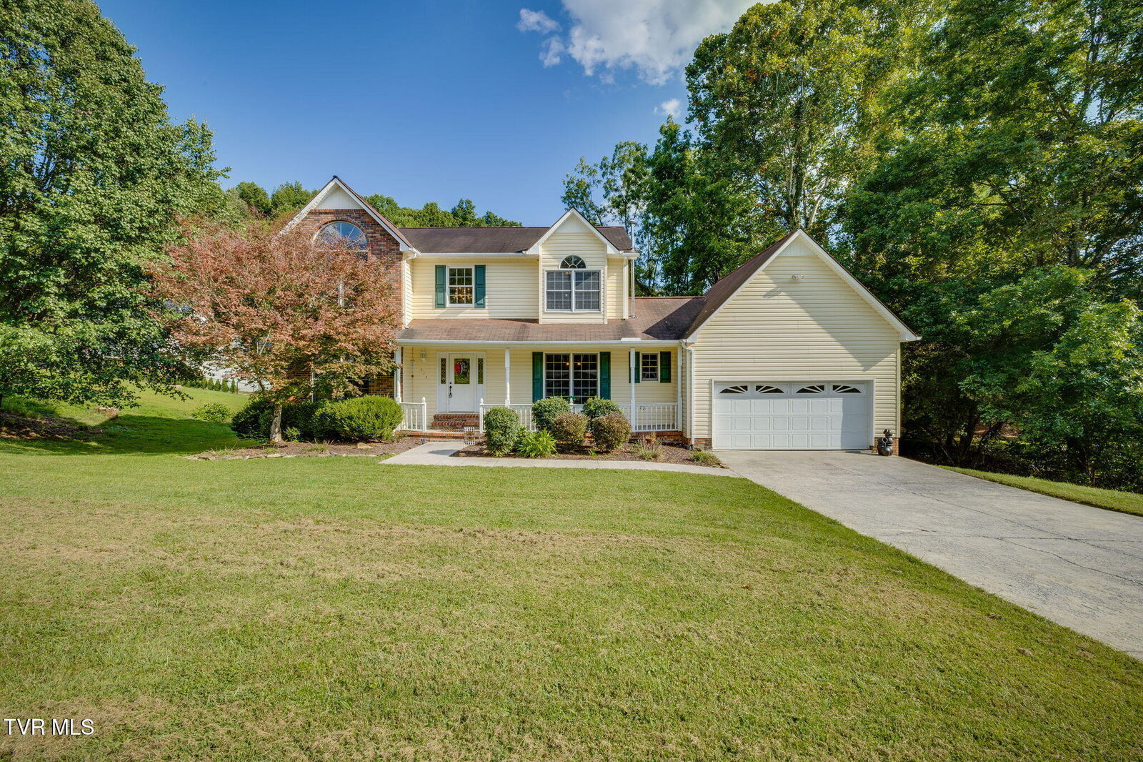 Property Photo:  414 Greenbrook Circle  TN 37692 