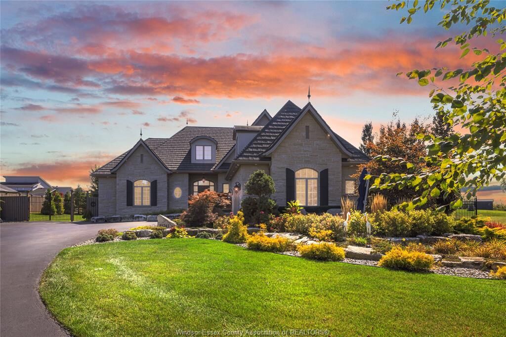Property Photo: 11245 Riverside Drive ON N8P 1A5