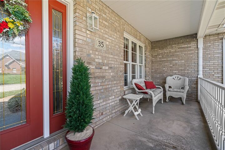 Property Photo:  35 Stone Haven Ct  PA 15239 