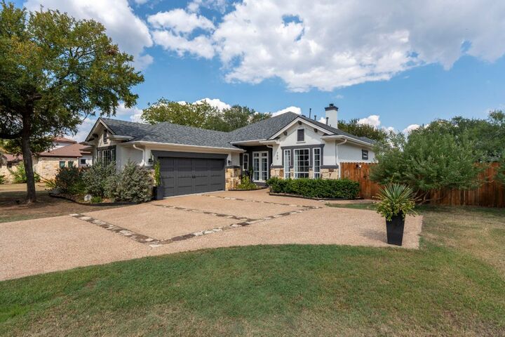 Property Photo: 799 W Bartlett Drive TX 78610