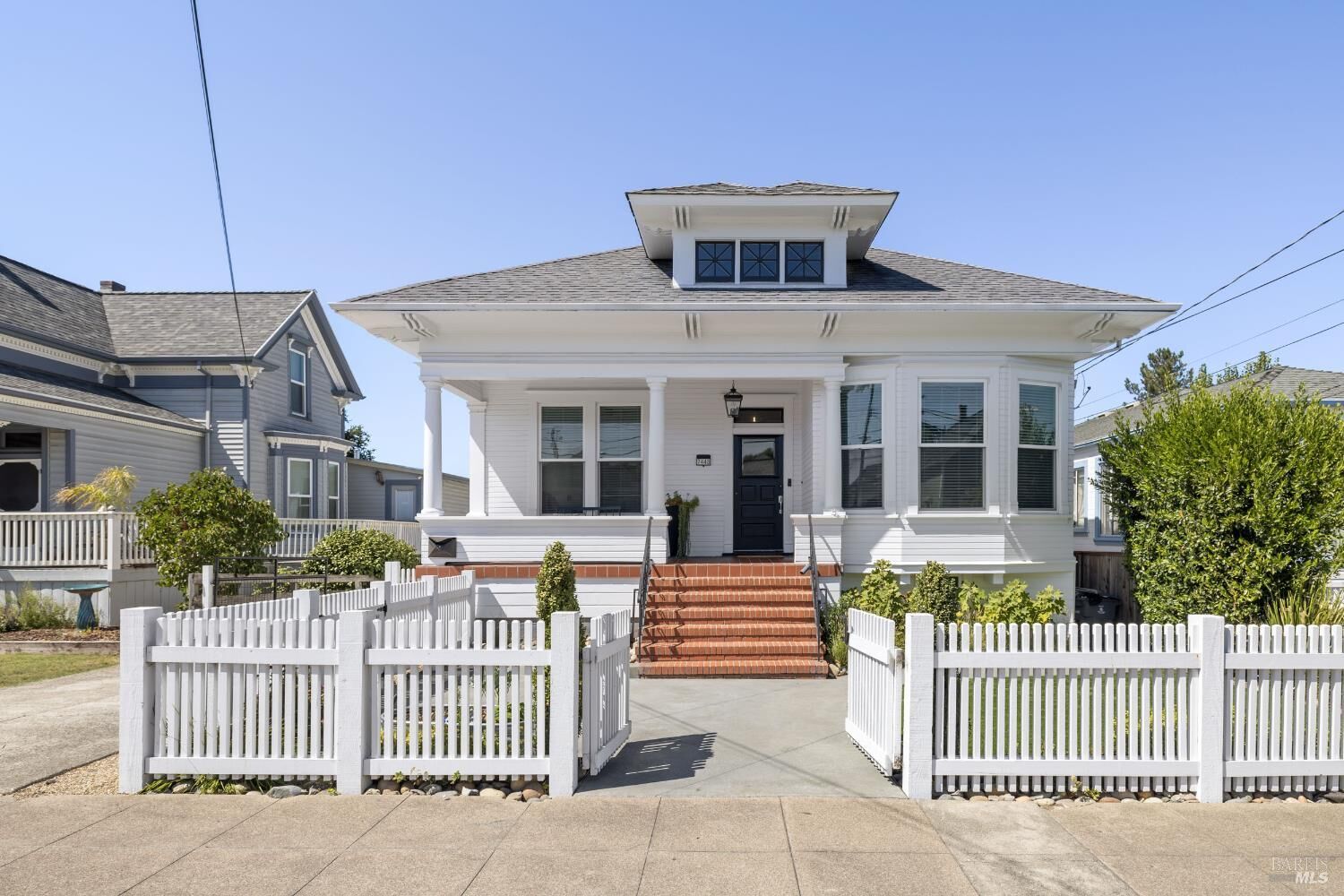 Property Photo:  744 B Street  CA 94952 