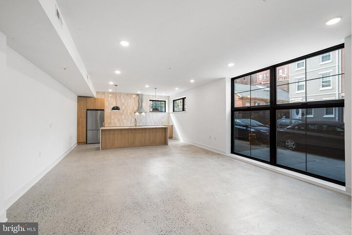 Property Photo:  1772 N Front Street 1  PA 19122 