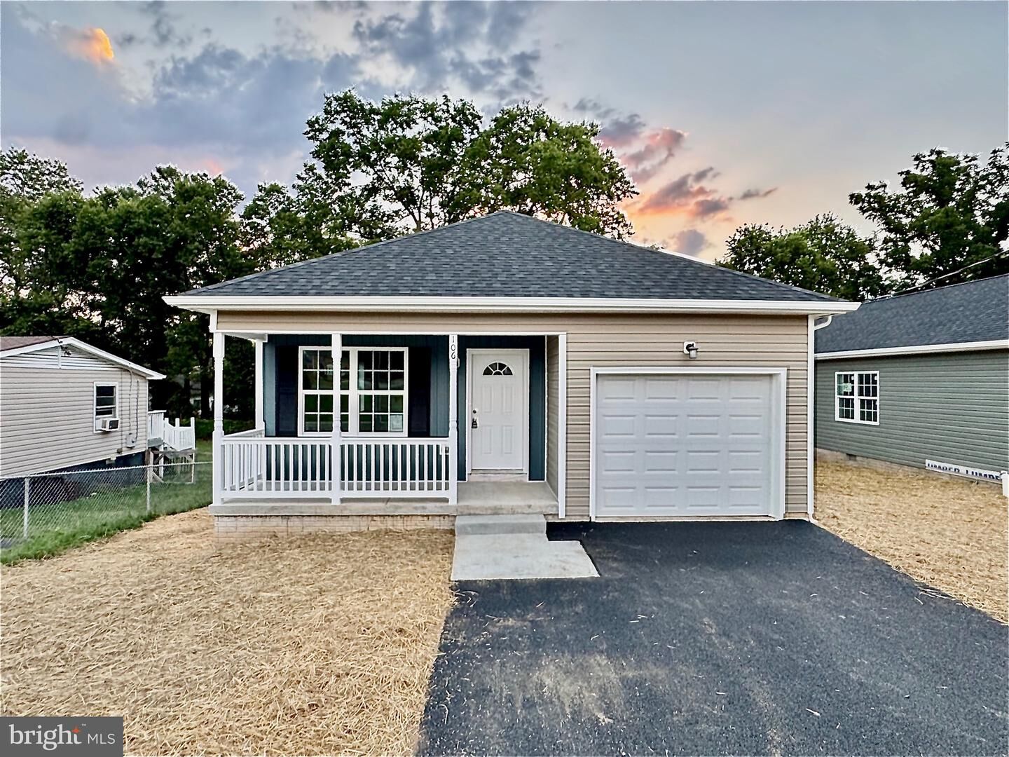 Property Photo: 102 Weirick Row WV 25414